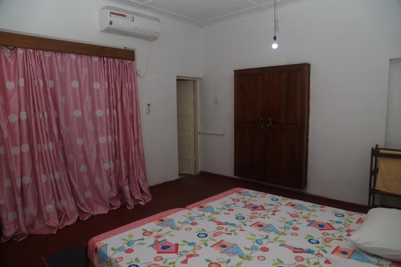 Aeroform Homestay Negombo Dış mekan fotoğraf